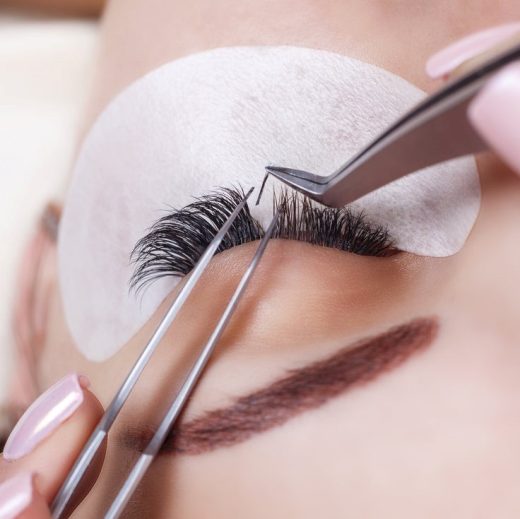 Online Individual Eyelash Extensions Course